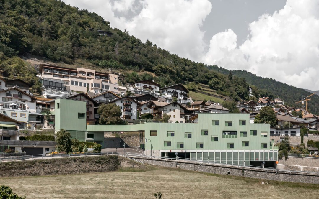Edificio multifunzionale a Barbiano